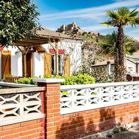 Ca La Magdalena Villa Cardona Ngoại thất bức ảnh