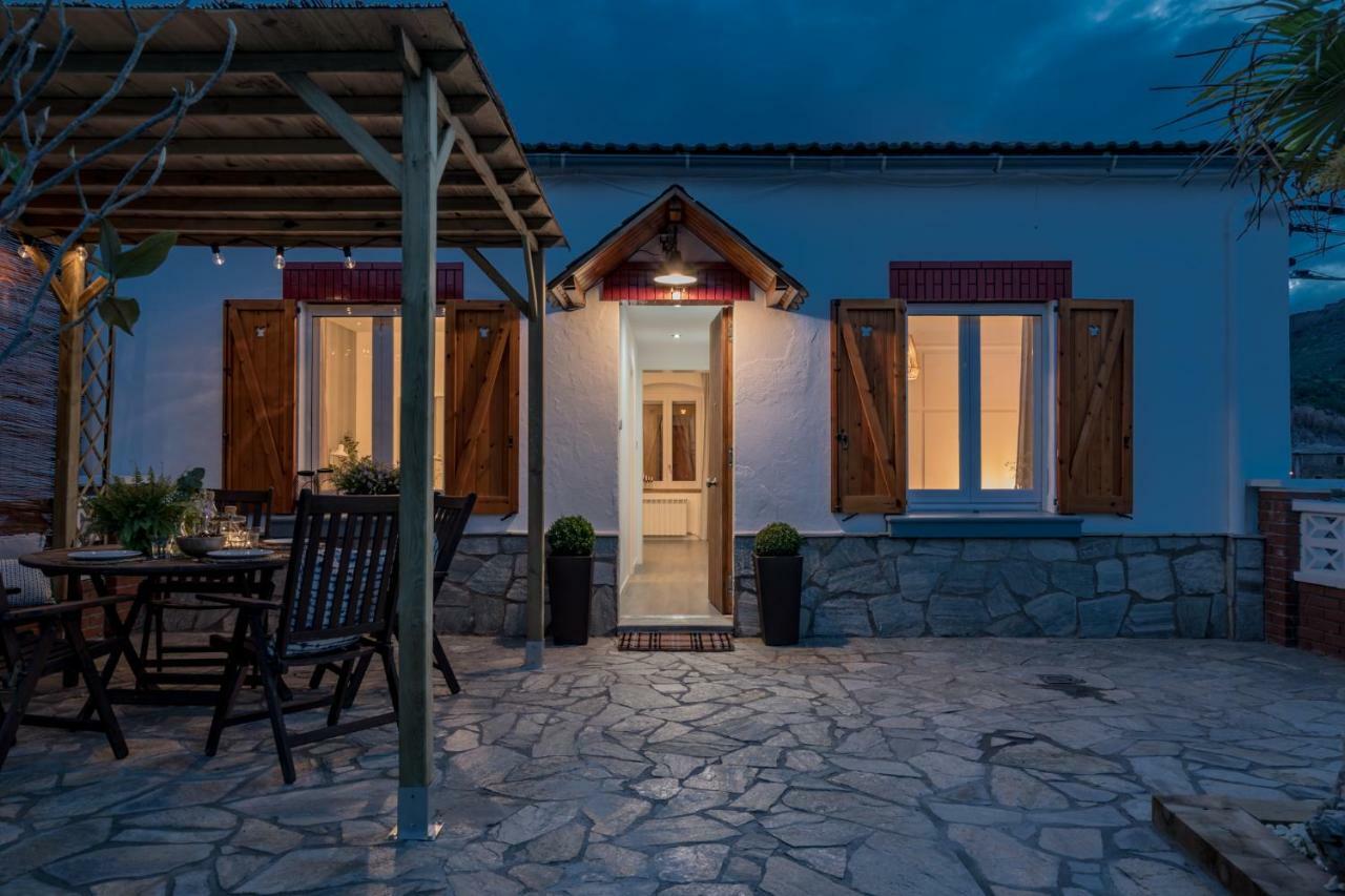 Ca La Magdalena Villa Cardona Ngoại thất bức ảnh