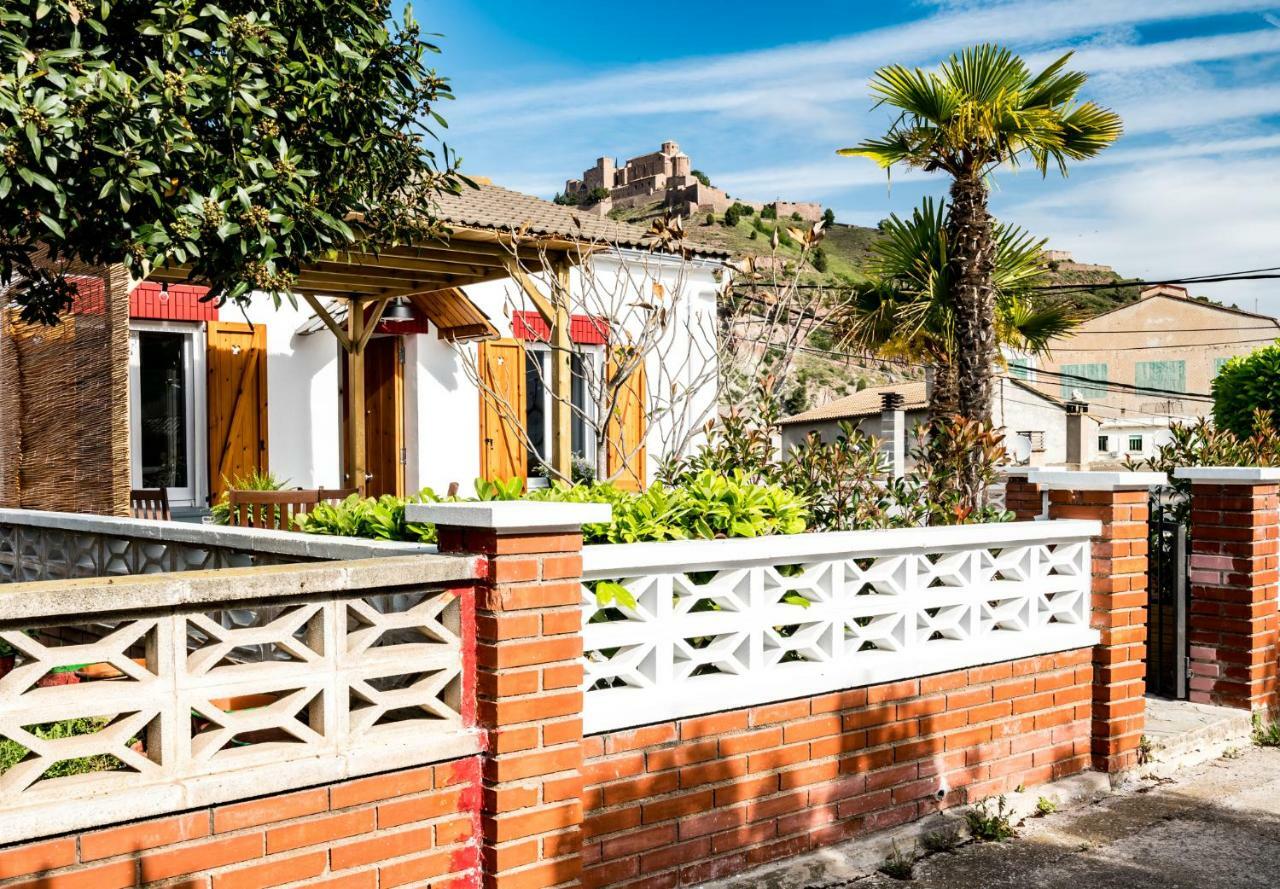 Ca La Magdalena Villa Cardona Ngoại thất bức ảnh